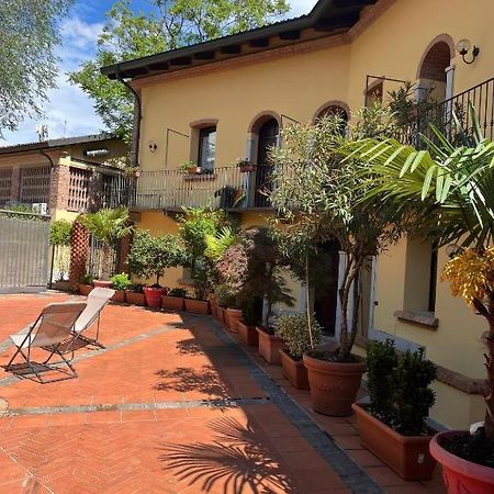 Monolocale Dalia Abbadesse Guest House Milão Exterior foto